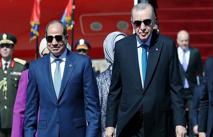 قمة "السيسي-أردوغان".. تأكيد التوافق لتطوير التعاون العسكري وخفض التصعيد الإقليمي