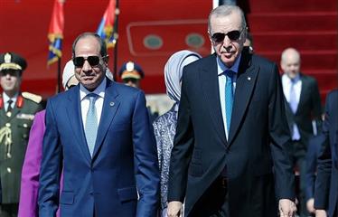 قمة "السيسي-أردوغان".. تأكيد التوافق لتطوير التعاون العسكري وخفض التصعيد الإقليمي