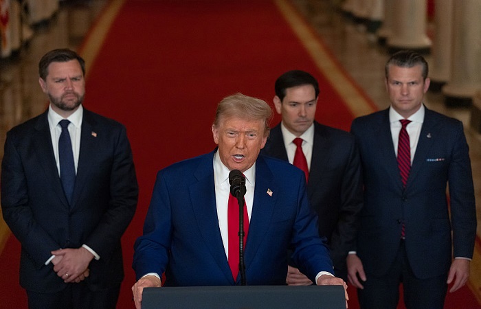 التضفير الاستراتيجي وإدارة الحرب.. كيف يُفسر سلوك ترامب تجاه الردع الإيراني؟