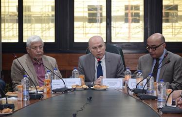 ندوة: (الحرب الأمريكية-الإسرائيلية-الإيرانية.. الأبعاد والأهداف)